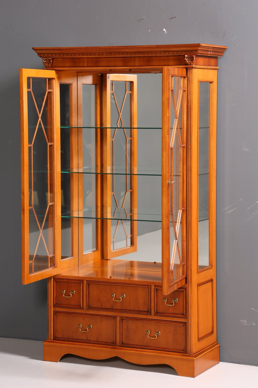 Beautiful English Display Cabinet Yew Bookcase Buffet Antique Style Glass Display Cabinet