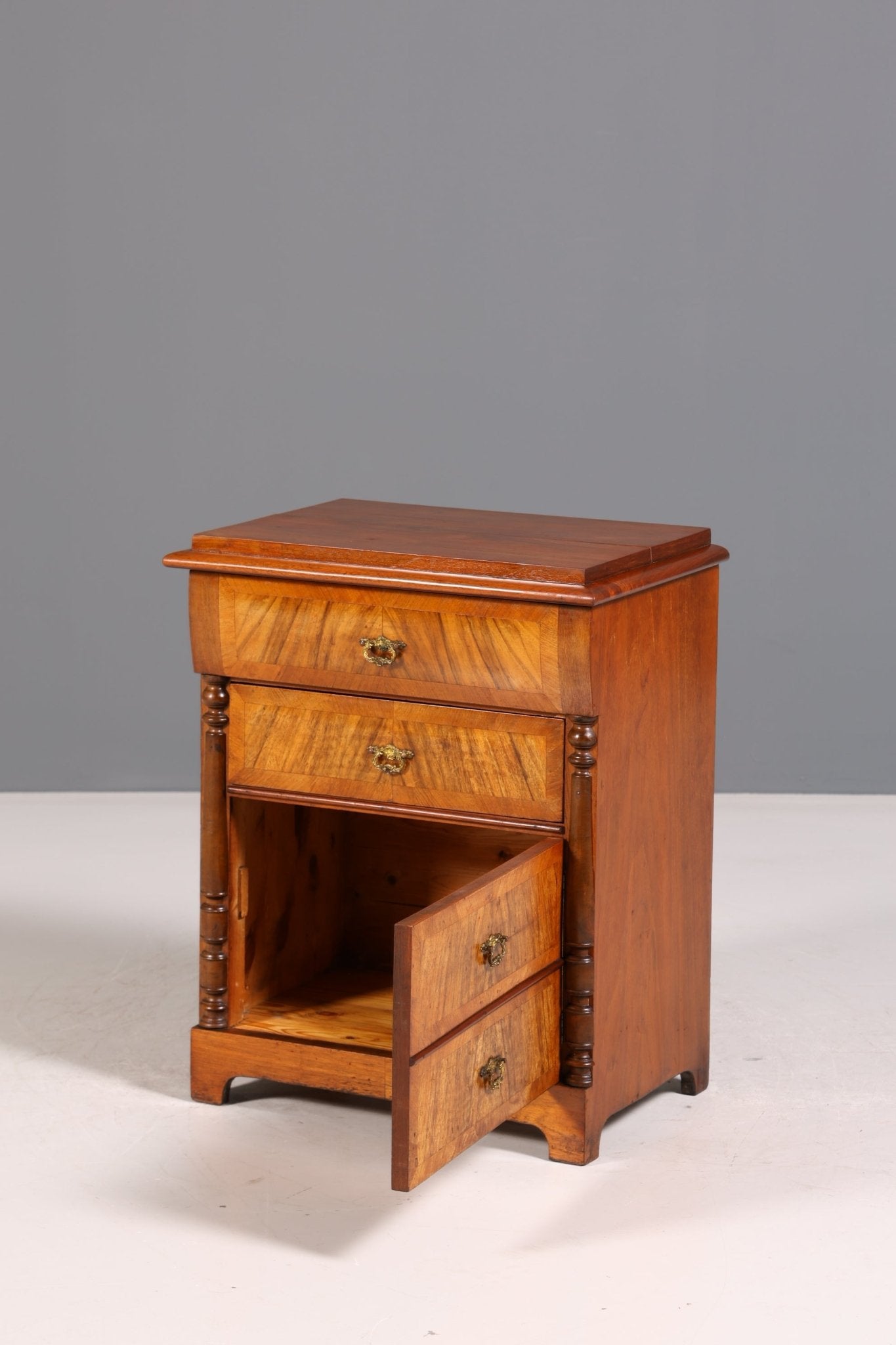 Beautiful Wilhelminian style chest of drawers Louis Philippe walnut sideboard around 1880