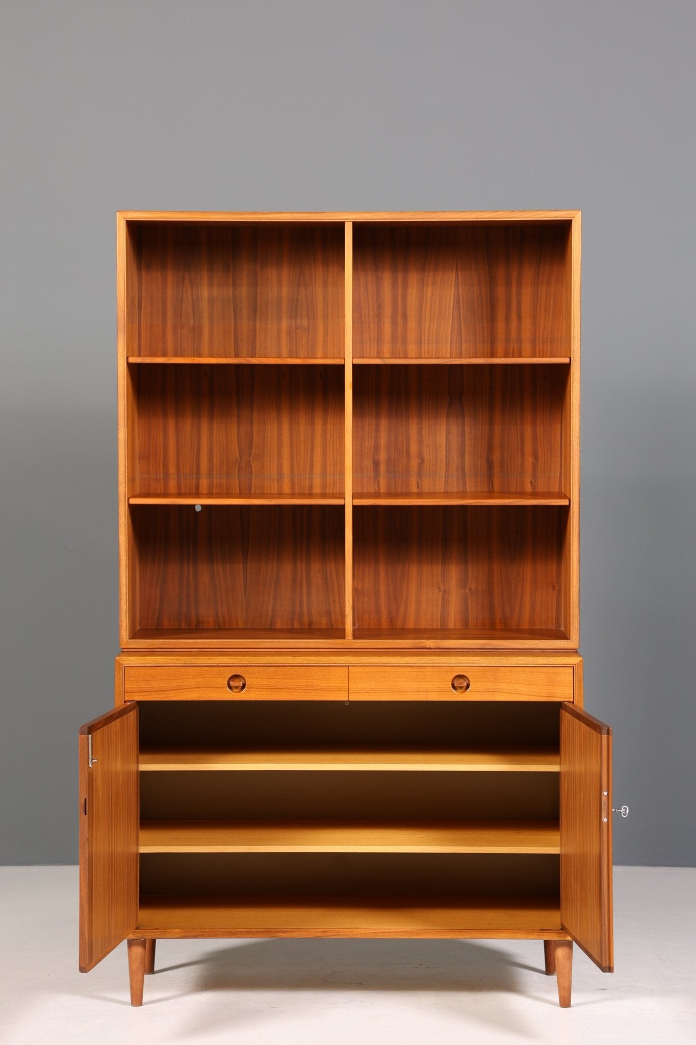 Wunderschönes Mid Century Regal Made in Denmark echt Holz Schrank Danish Design Retro Kommode Vintage Bücherregal 60er Jahre 1 von 2